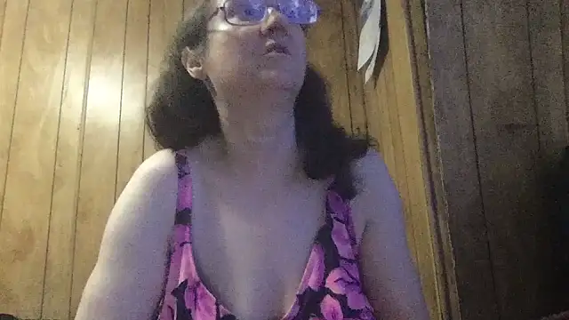milfmichelle69 online show from June 20, 3:17 pm