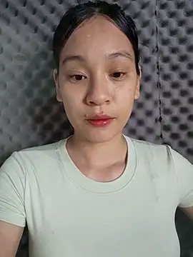 Snapshot of -Hicici- chatting on June 25, 12:41 am -Hicici- online show from June 25, 12:41 am