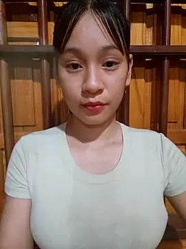 Snapshot of -Hicici- chatting on July 10, 12:05 pm -Hicici- online show from July 10, 12:05 pm