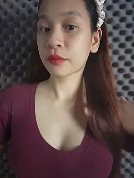 Snapshot of -Hicici- chatting on July 31, 11:57 pm -Hicici- online show from July 31, 11:57 pm