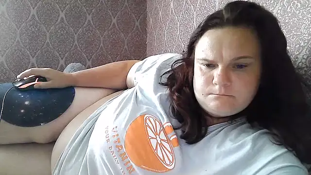DollyGersonn online show from July 5, 4:19 am