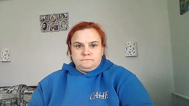 DollyGersonn online show from April 23, 3:13 pm