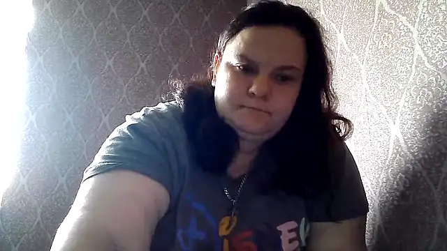 DollyGersonn online show from June 20, 5:23 am