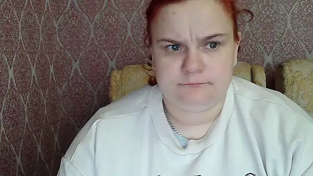 DollyGersonn online show from April 3, 5:47 am