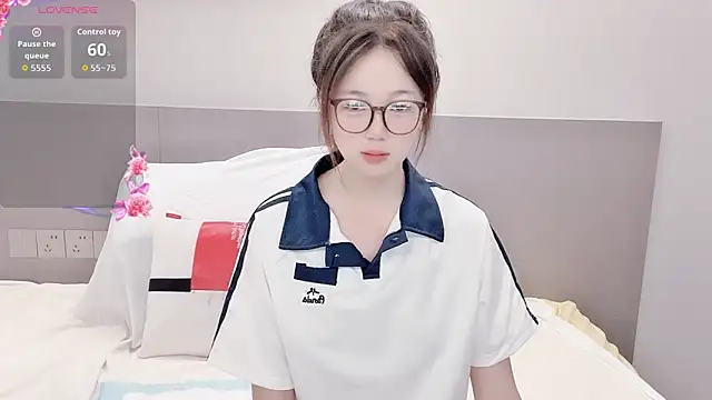 Lucky zhizhi online show from April 20, 4:26 am