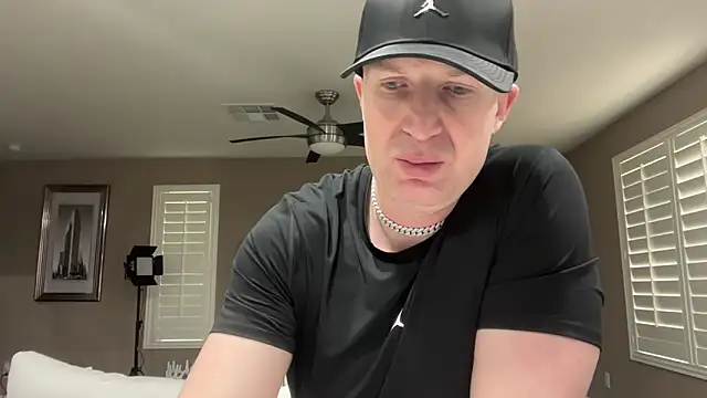 Naughty Ken Barbie-69 online show from April 9, 11:22 pm