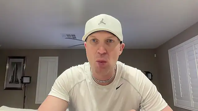 Naughty Ken Barbie-69 online show from March 28, 3:07 am