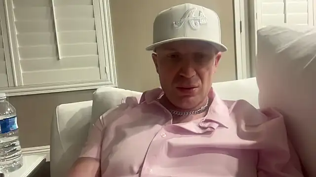 Naughty Ken Barbie-69 online show from April 4, 5:58 am