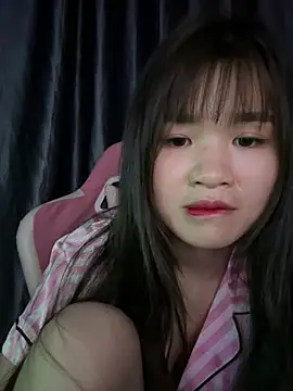 Cum-withyou online show from April 15, 8:31 am