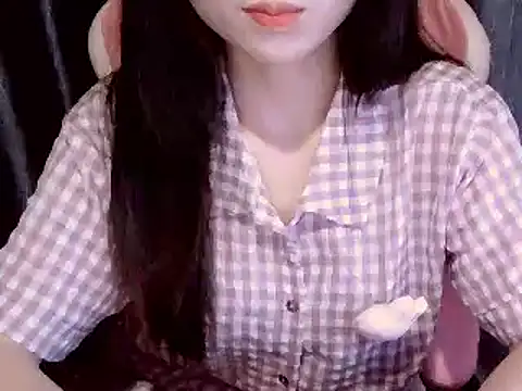 Cum-withyou online show from April 2, 7:09 pm