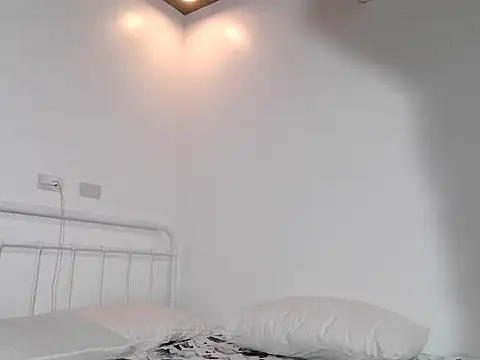sexiesteyess online show from May 13, 7:54 pm