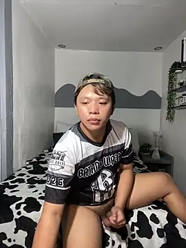 urasianrey online show from June 16, 7:47 pm