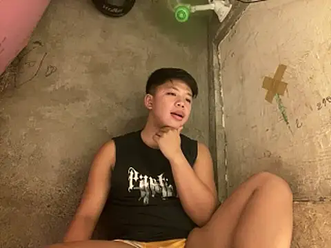 urasianrey online show from April 7, 5:15 pm