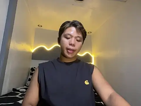 urasianrey online show from June 4, 4:33 pm