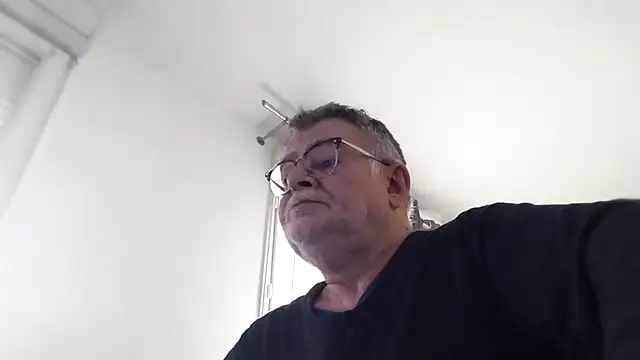oura online show from April 14, 5:56 am