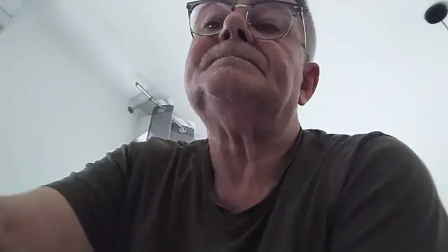 oura online show from May 29, 6:52 am