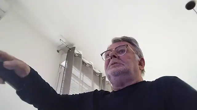 oura online show from May 18, 6:51 am