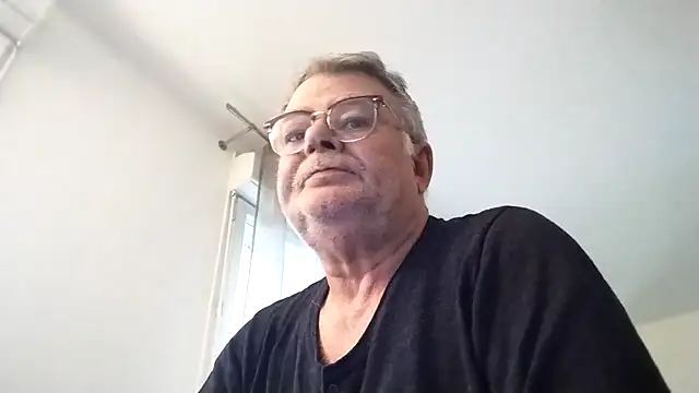 oura online show from April 25, 6:27 am