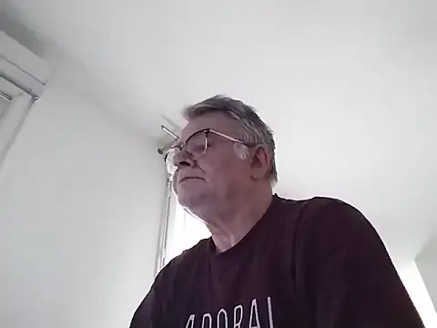oura online show from May 13, 6:42 am