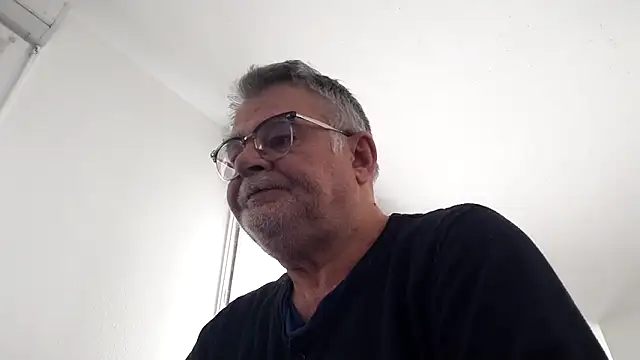 oura online show from April 15, 6:19 am