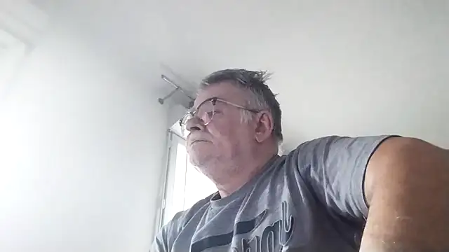 oura online show from April 27, 5:49 am