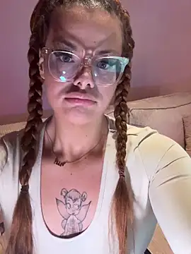 EmiliaSunx online show from March 10, 1:48 pm