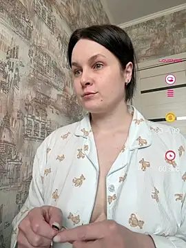 HubbaBaby online show from April 27, 1:09 pm