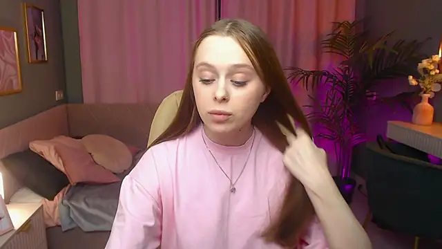 Megg Ryan online show from April 8, 2:18 pm