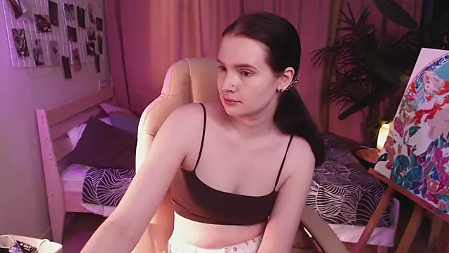 Kristen Bellle online show from May 9, 1:09 am