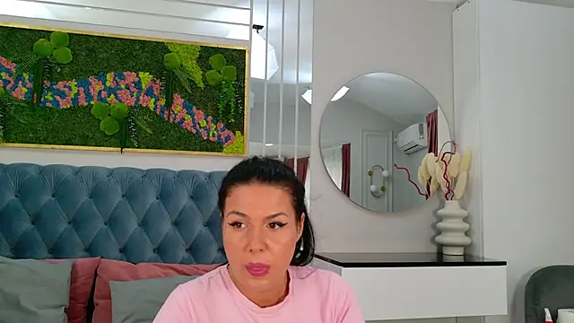 AnneRey online show from April 29, 7:34 am
