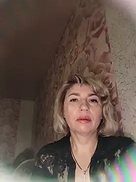 Snapshot of NataLilu826 chatting on May 17, 6:13 am NataLilu826 online show from May 17, 6:13 am