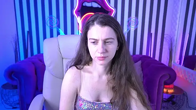 LittleJulii online show from May 24, 7:14 pm