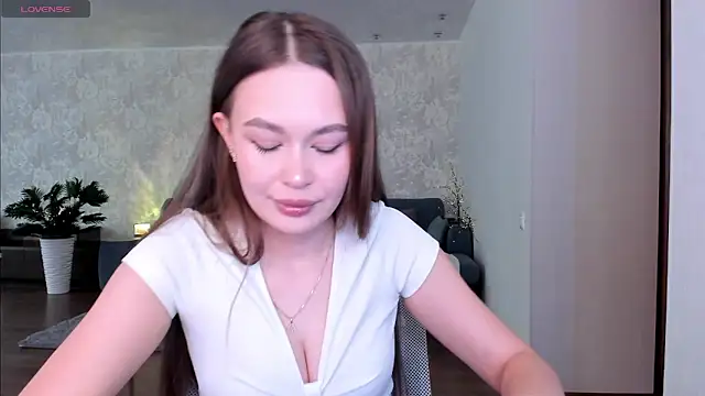 kittiangel00 online show from April 21, 12:23 pm