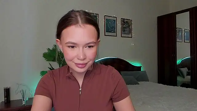 kittiangel00 online show from March 18, 12:19 pm