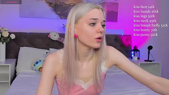 Mimi angels online show from April 22, 1:12 am