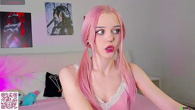 Mimi angels online show from June 17, 1:05 am