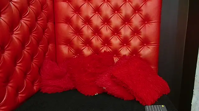 LadyMiax online show from March 28, 3:18 am