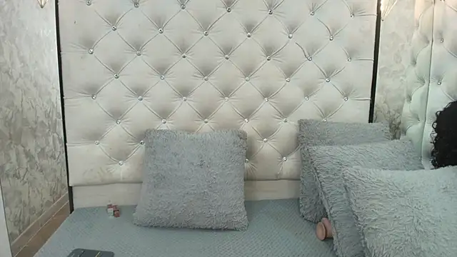 LadyMiax online show from July 10, 4:12 am