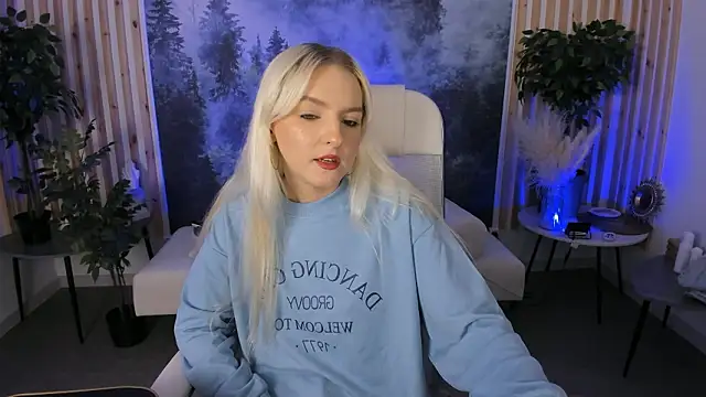 ViolaMore online show from March 19, 5:40 am