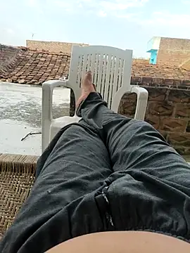 Desii rockstarr online show from April 8, 11:44 am