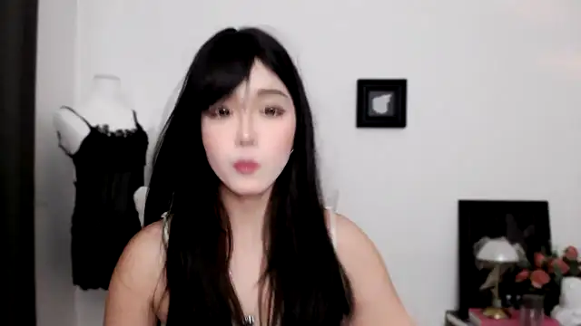 WQueen online show from April 5, 6:31 am