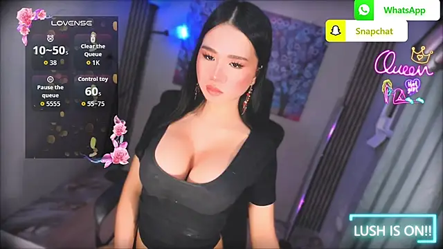 xBigSurpriseLorainex online show from May 29, 9:48 am