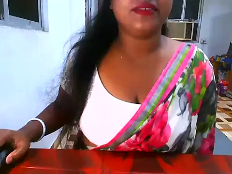 IamRiva online show from March 12, 1:04 pm