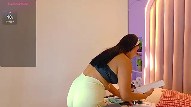 Meganlove   online show from June 20, 2:49 am