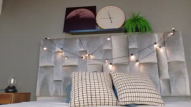 Meganlove   online show from March 23, 1:28 am