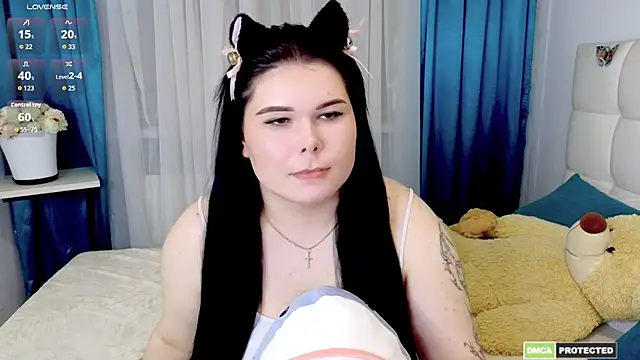 Dalila Lay online show from April 4, 10:00 am