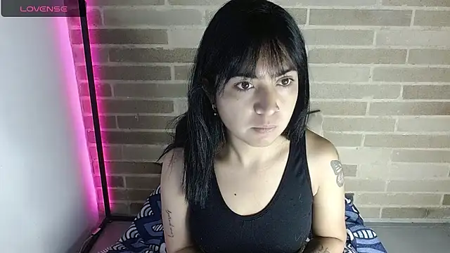 sweet-little online show from May 27, 12:34 pm
