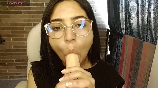 sweet-little online show from April 22, 12:01 pm
