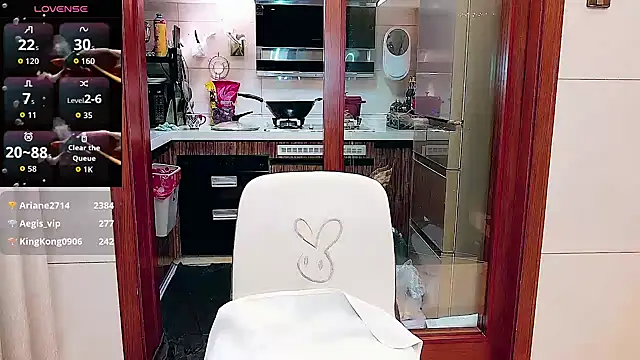 nuanuanbaobei online show from May 18, 7:40 pm