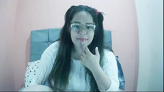 Sophie 200308 online show from April 15, 7:03 am